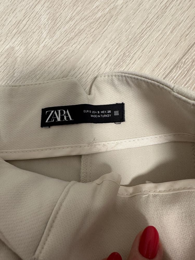 Дънки Zara нови