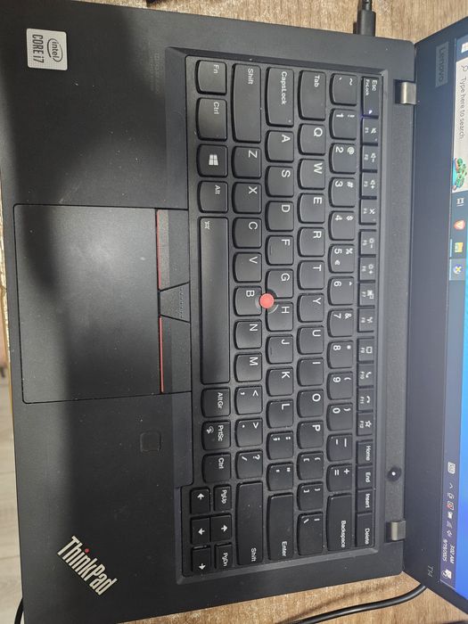 Lenovo Thinkpad i7