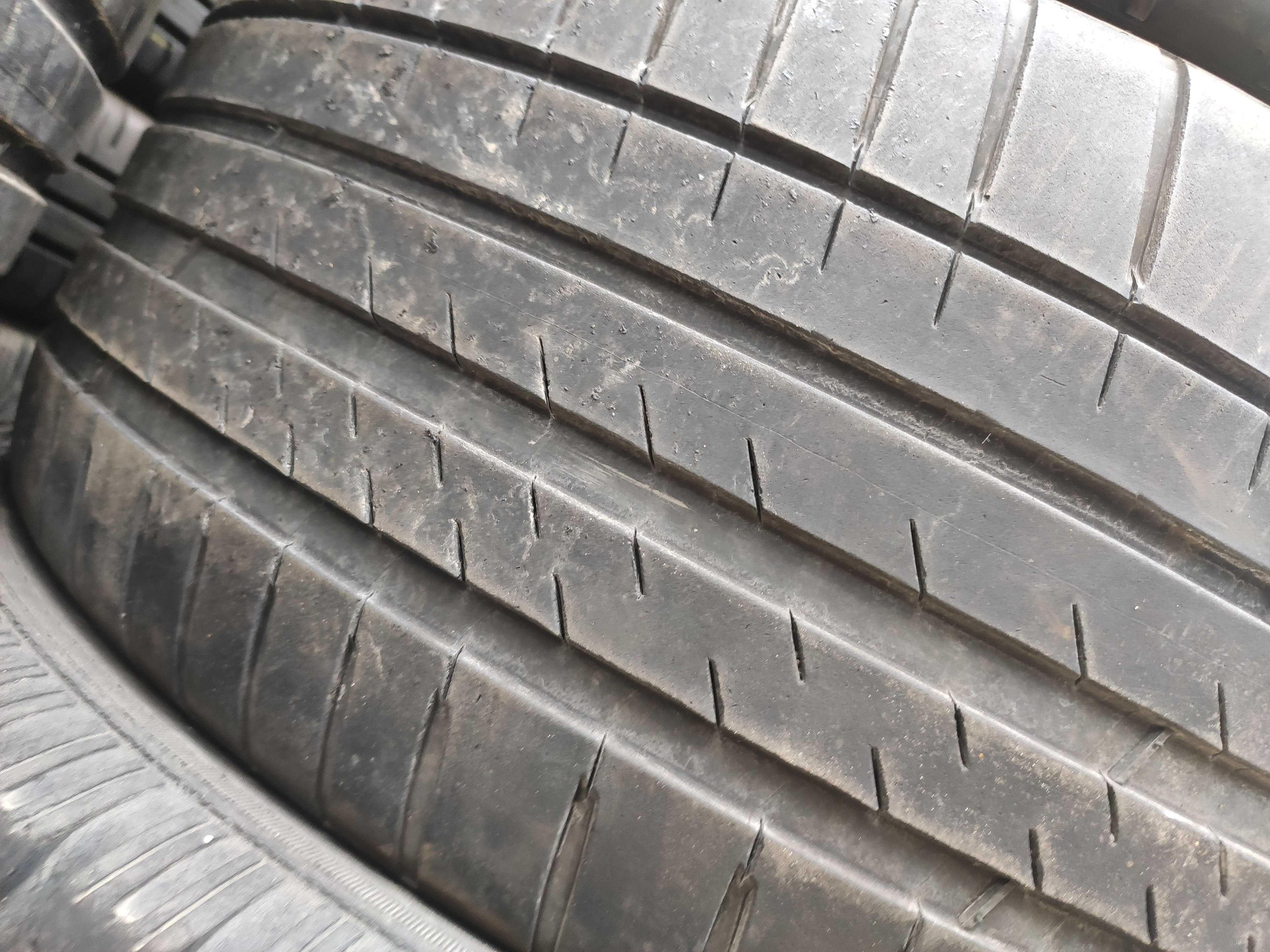 4бр Летни гуми 245 40 19 - Michelin