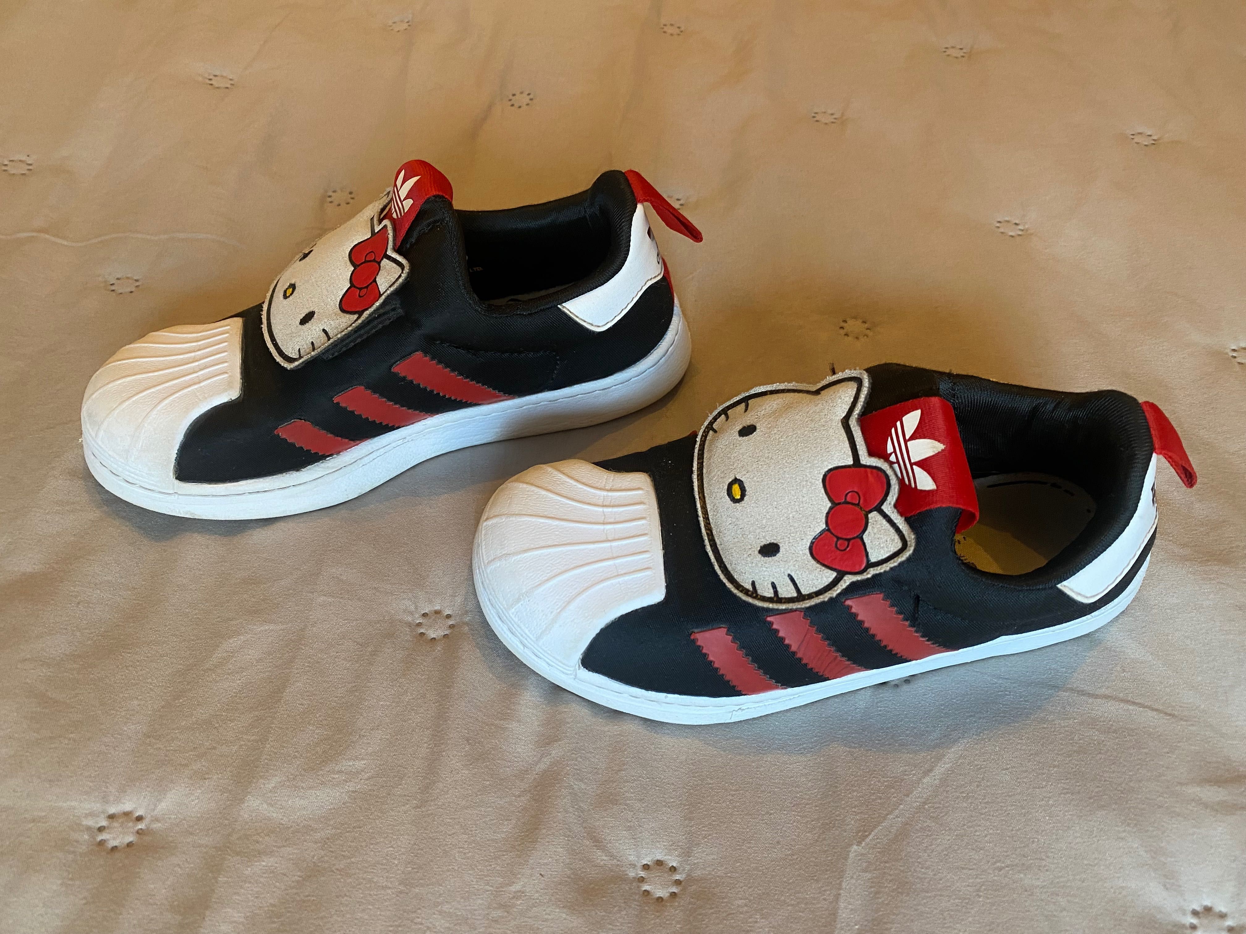 Маратонки на Adidas Hello Kitty. Размер 30