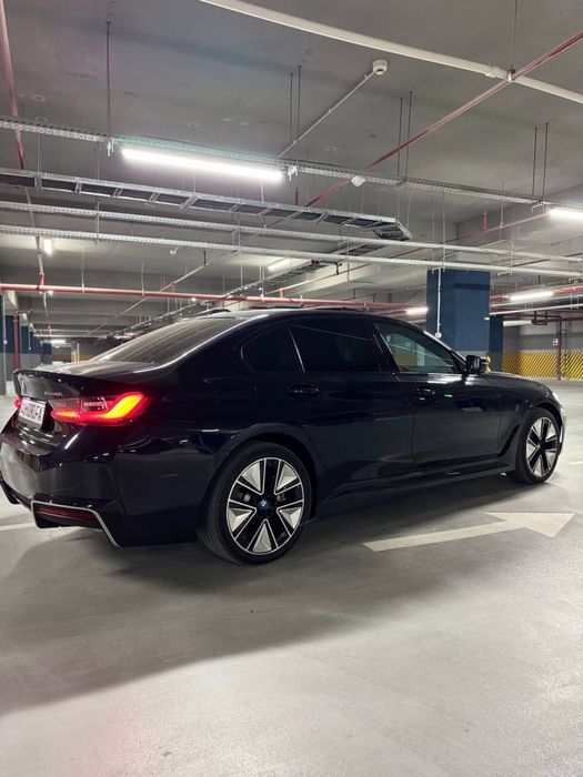 BMW i3 40L night sport