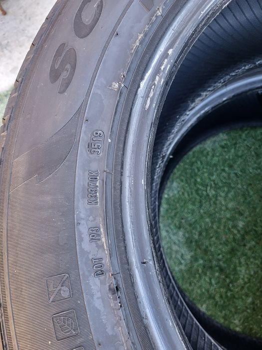 2 бр зимни 235/60/18 Pirelli