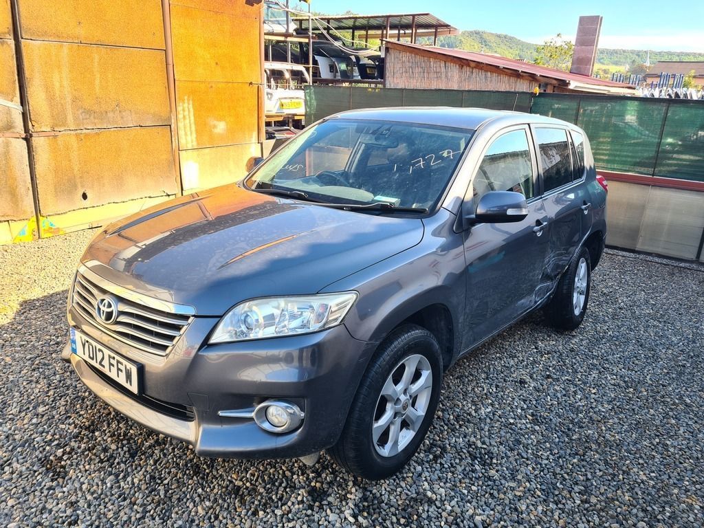 Dezmembrari dezmembrez  Toyota RAV 4 III Facelift 2.2 Diesel