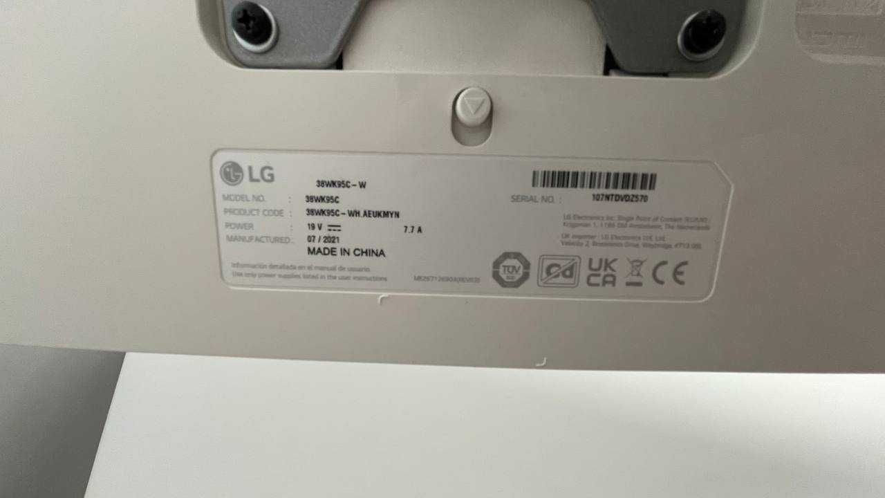 Monitor ultra wide IPS LED LG 38" 38WK95C-W, HDMI Ecran curbat, Boxe