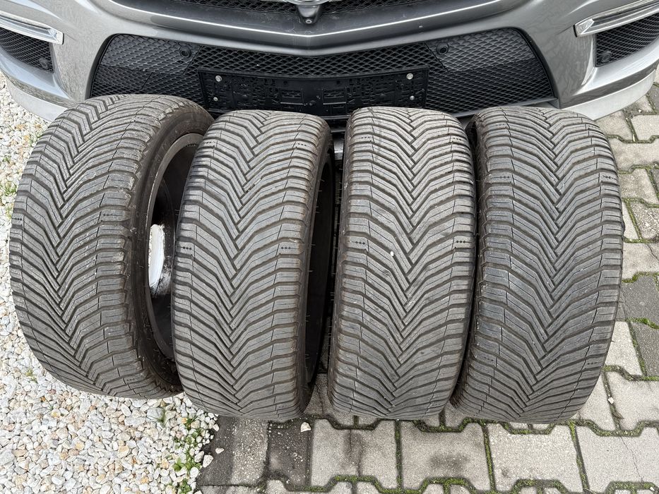 4 всесезонни гуми МИШЕЛИН КРОСКЛИМАТ ДОТ 24г- 245/40/18 -7мм грайфер