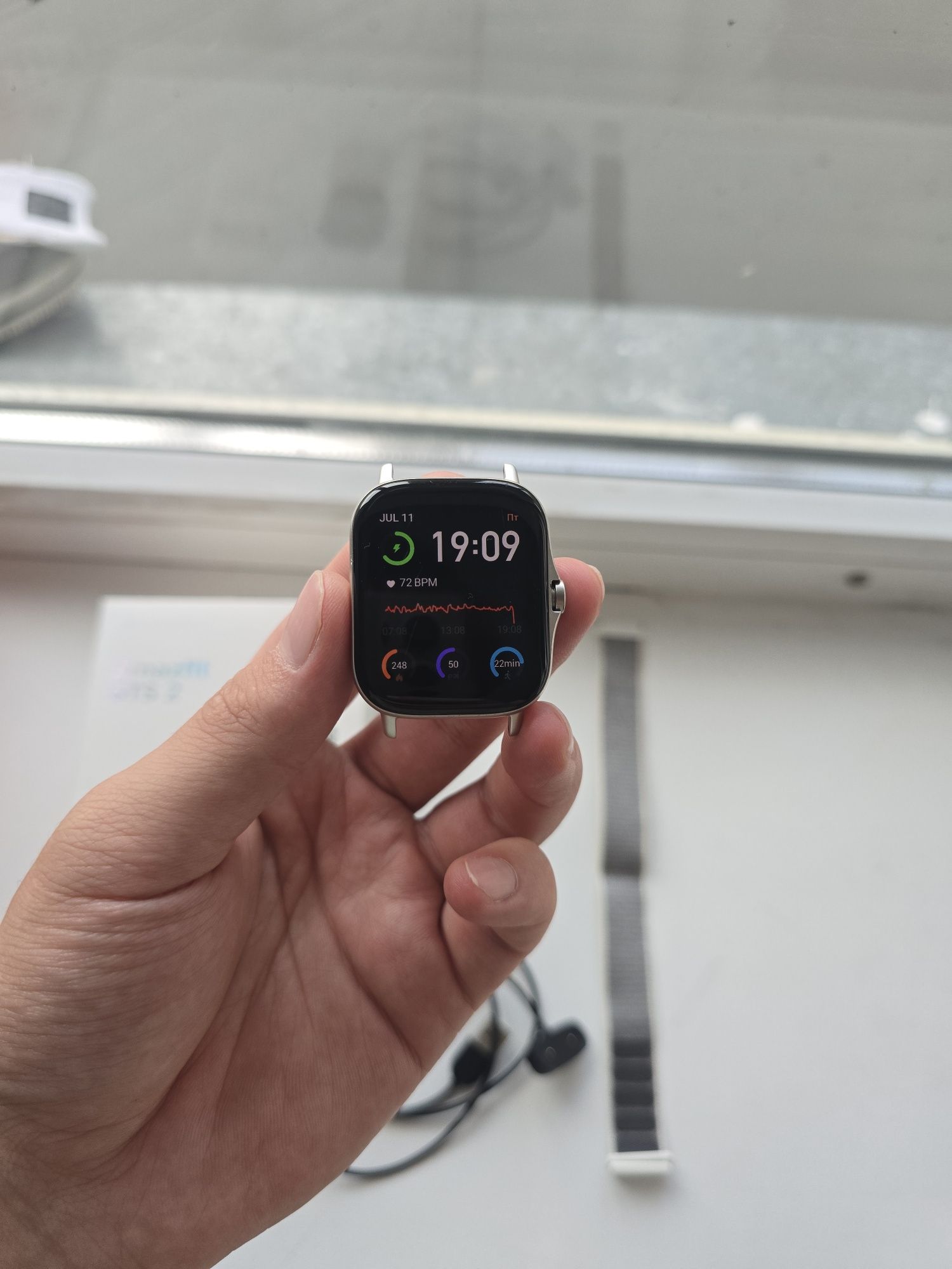 Продам смарт часы Amazfit GTS 2