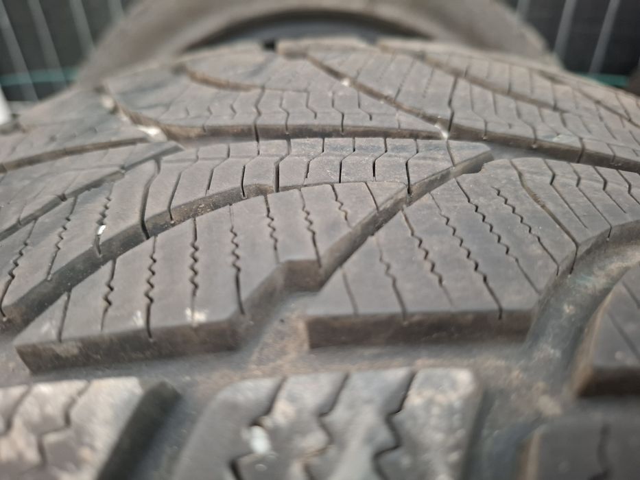 Anvelope Paxaro M+S 225 45 17 DOT 2023