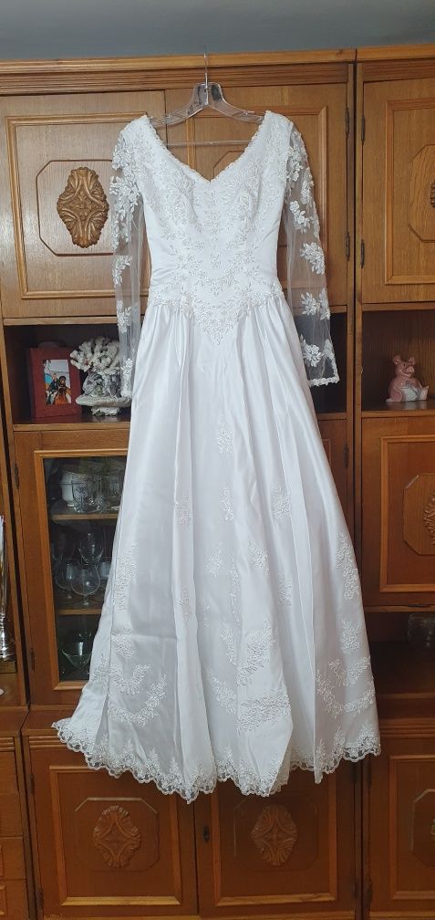 Rochie de nunta pt mireasă