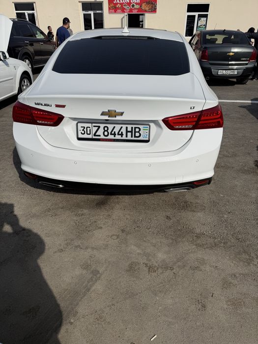 Chevrolet Malibu 2