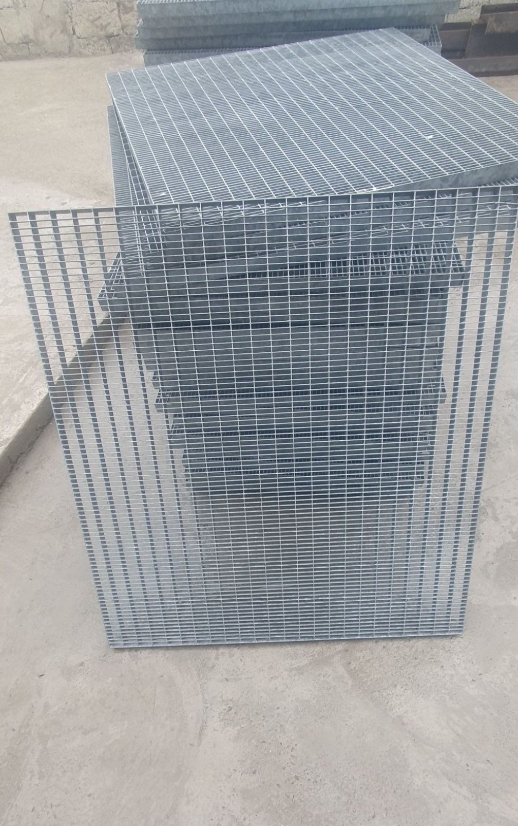 Gratare metalice