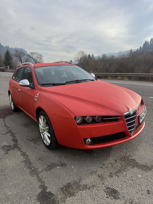 Alfa romeo 159, schimb cu autoturism/autotuilitara min6 loc + dif