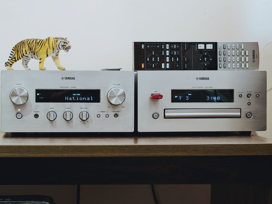 Yamaha RX-E840 Pianocraft Series. Cap serie. Bijuterie Hi-Fi. Preț fix