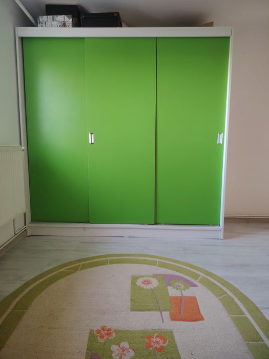 Dressing, șifonier verde cu alb