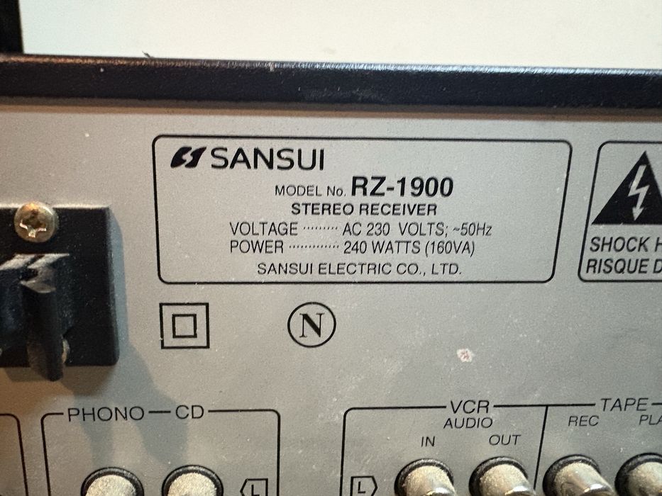 усилвател Sansui RZ-1900 (Japan)