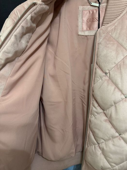 Дамско яке Guess