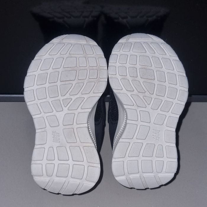 H&M маратонки 18/19