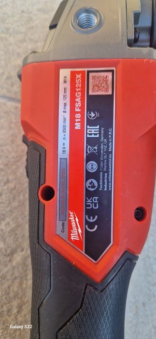 Milwaukee polizor,multicutter pe acumulator
