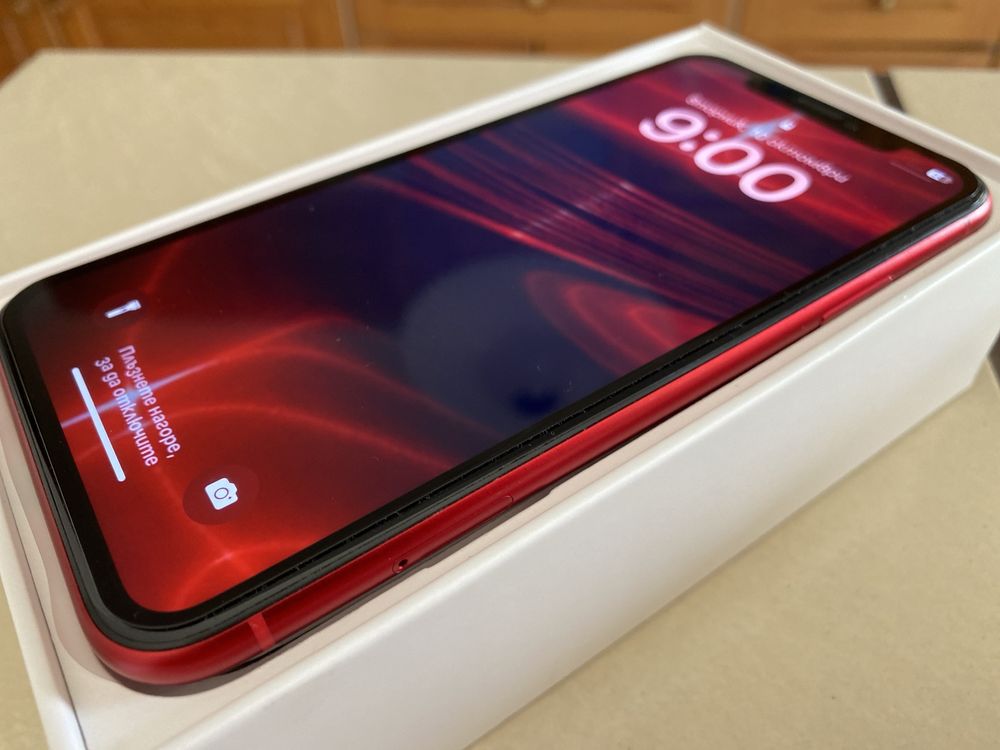 Iphone 11 64gb Red Перфектен