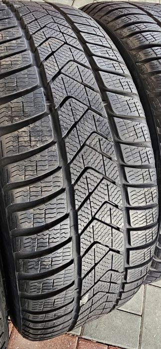 Jante BMW seria 5 G30 G31 M echip iarna 275 40 18 / 245 45 18 Pirelli