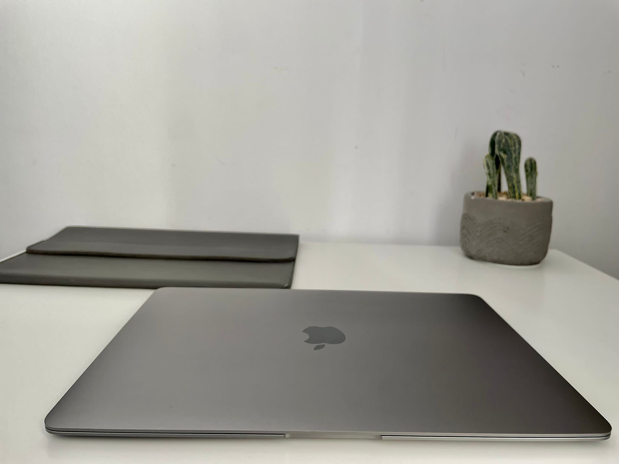 Apple Macbook Air 13-inch 2019