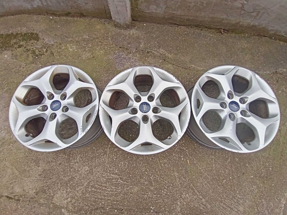 Vând 3 buc Jante Aliaj Ford Originale R 16