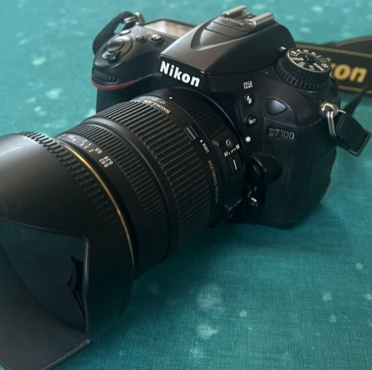 Nikon D 7100 pret 1300ron