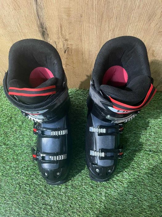 Clapari HEAD marime EU 43