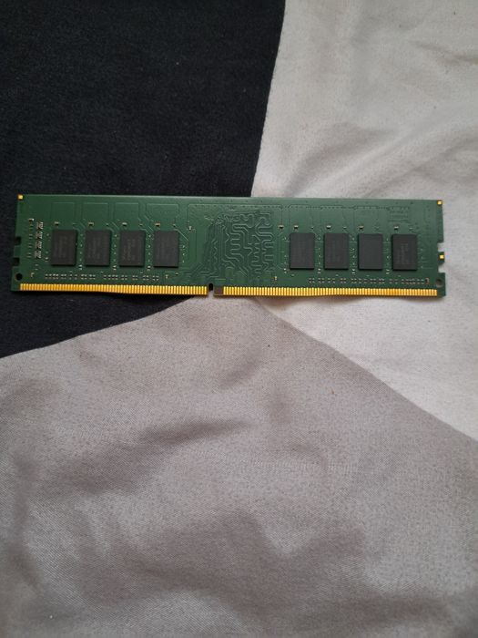 Rami PC 16 GB  în perfecta stare