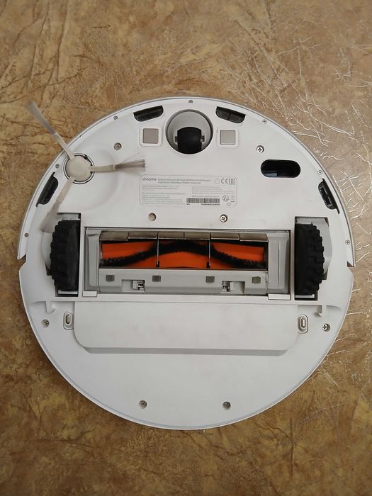 Продам пылесос робот Dreame F9 в отличном состоянии