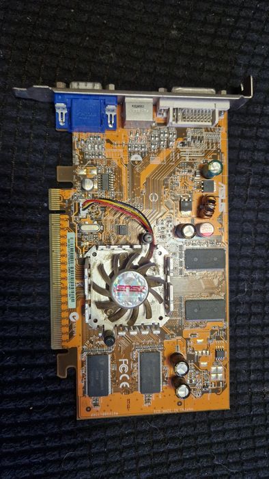 Vand Placa video