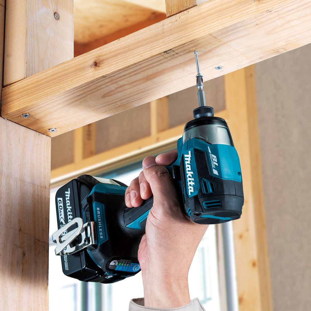 Акумулаторен ударен импакт / винтоверт Makita DTD173Z 18V