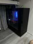 Vand pc gaming ryzen 7 2700 , 16gb ram , rx 470 4gb