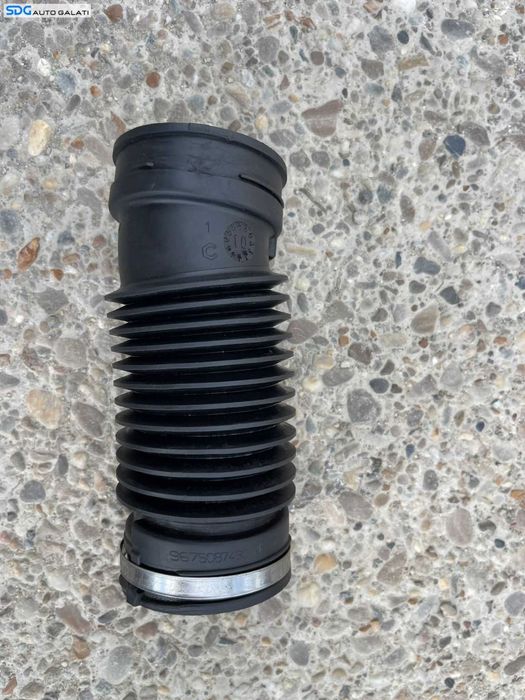 Tub Tubulatura Conducta Racord Admisie Aer Peugeot 3008 2.0 HDI 2009 - 2016 Cod 9675087480 [C6168]