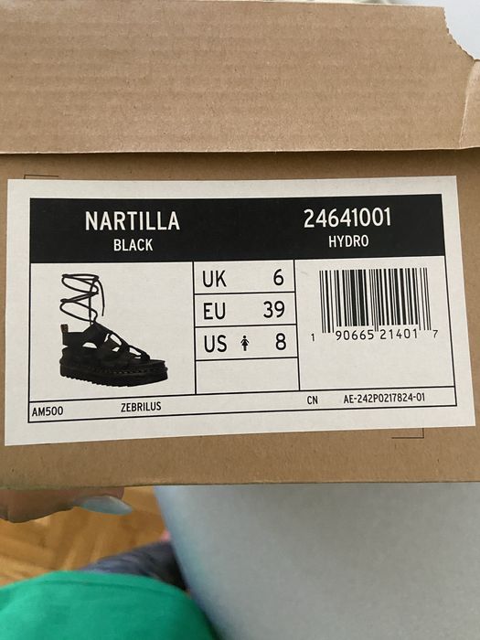 Сандали Dr.Martens Нови 39 номер