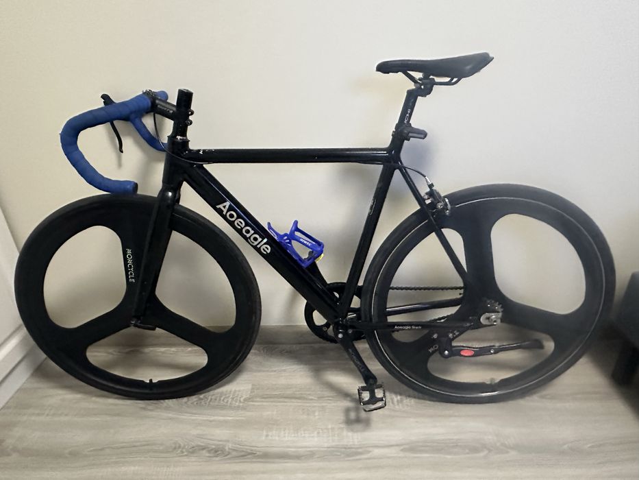 Продам сингл + фикс .