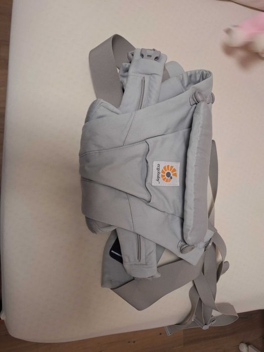 Кенгуру Ергономична раница Ergobaby - Adapt, Grey