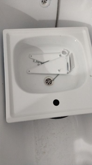 Продам Раковину  новую