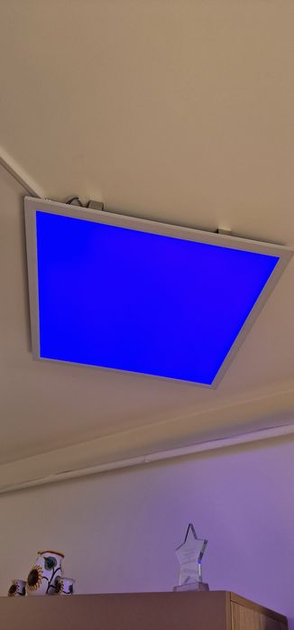 Vand panou led/lustra/plafoniera/aplica LED RGB ca nou