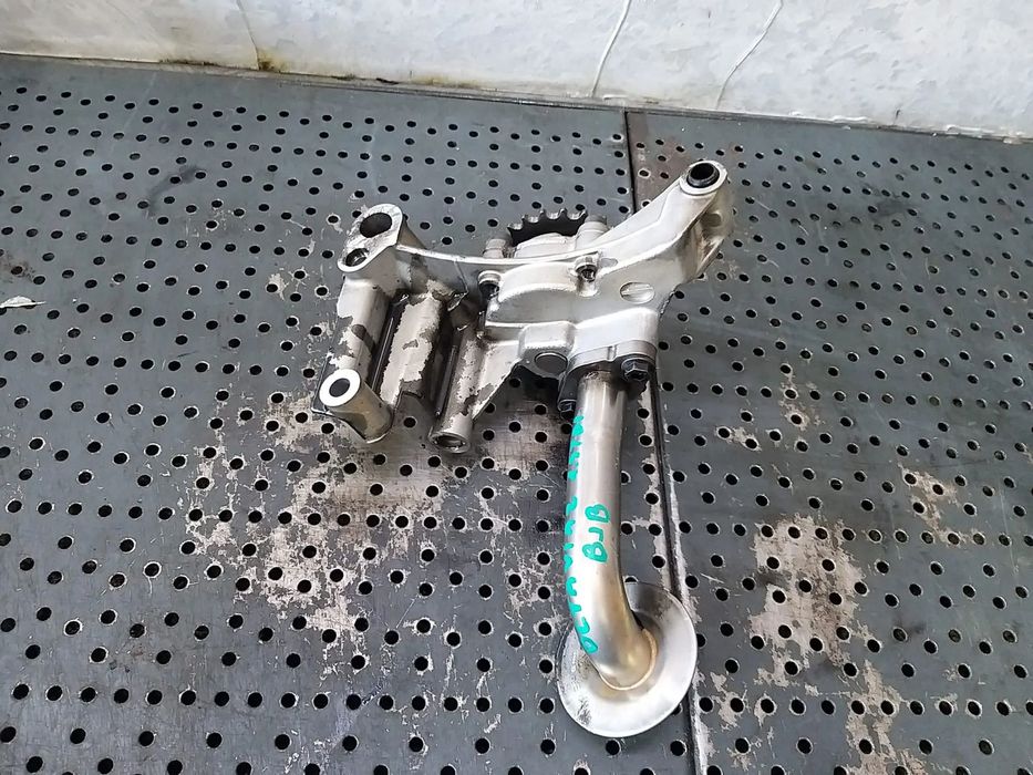 Pompa ulei 1.9 tdi skoda octavia 2 038115105c