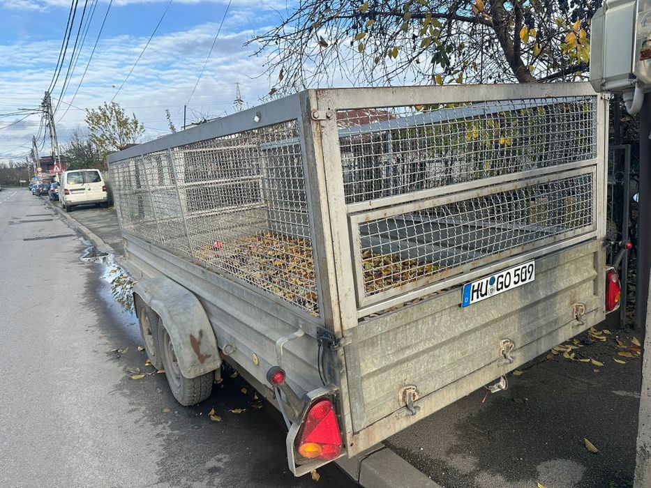 Remorcă recent adusa în țară