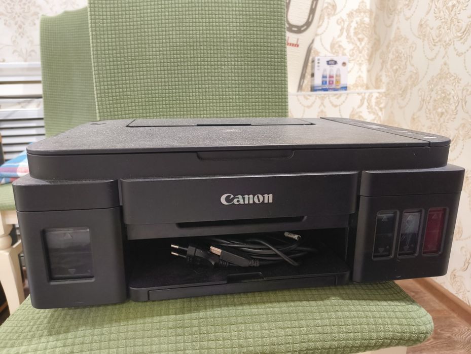 Продам Canon PIXMA G2415