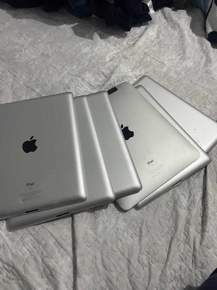 Tablete ipad 1 si 2 pt piese