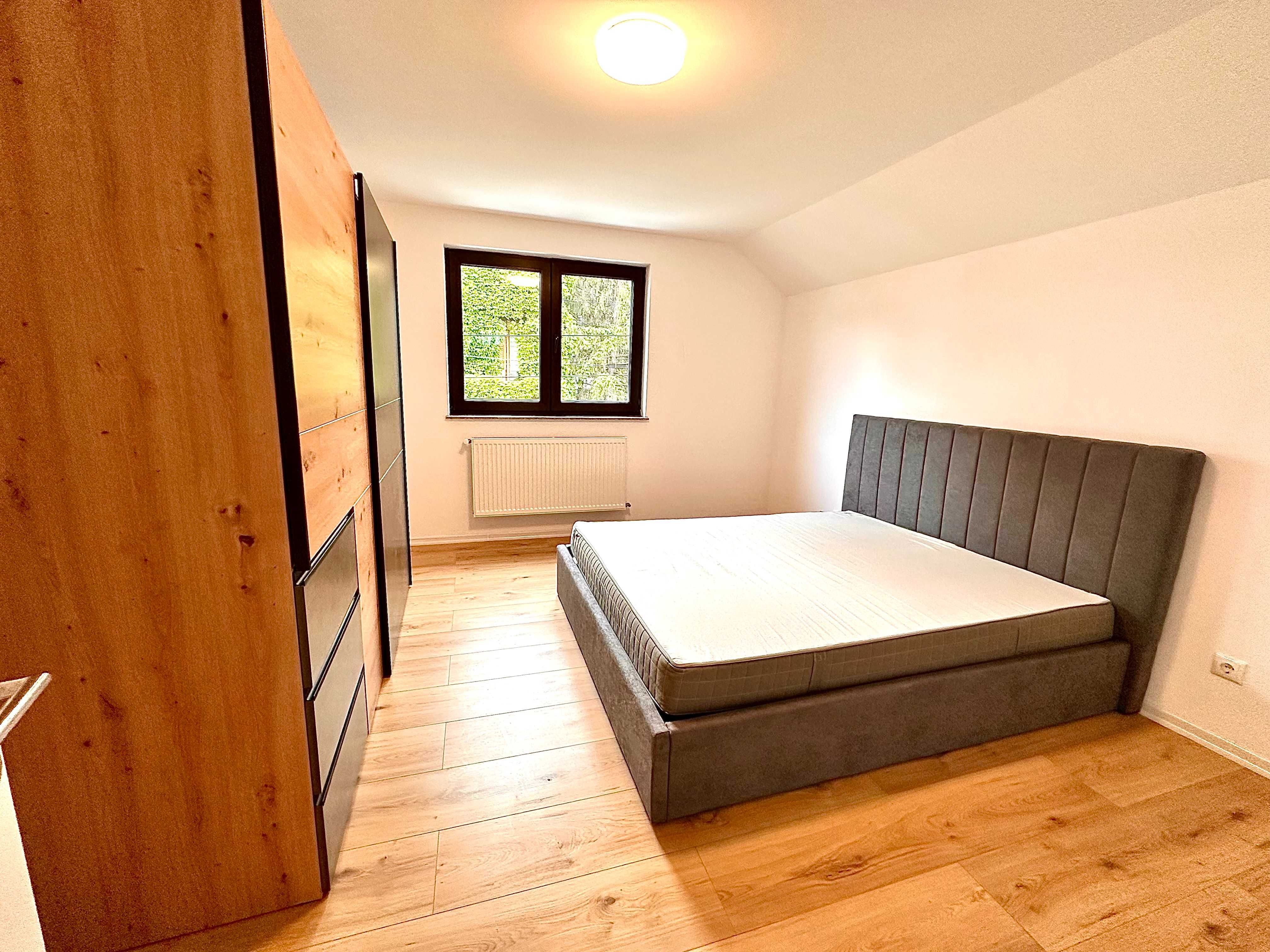 Apartament modern cu 3 camere într-o vilă  | Str. Gazelei