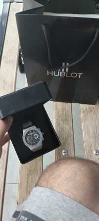 Продам часы Hublot в отличном состоянии с документами и коробкой фирм