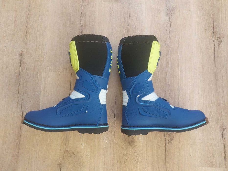 НОВИ детски ботуши SHOT - 40 номер