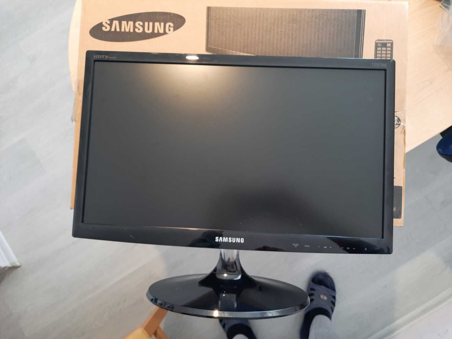2в1-Телевизор и монитор Samsung T22C300EW