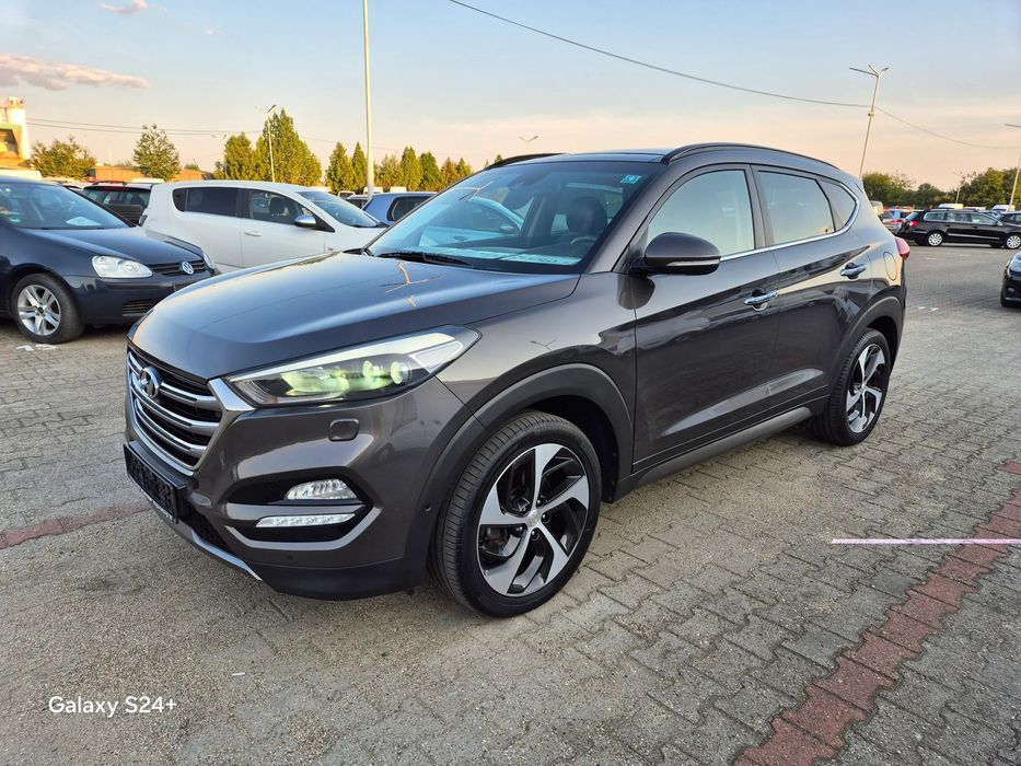 Hyundai Tucson Aut. 4x4 2.0 T.Diesel Piele Navi Xenon Led 2015 E6