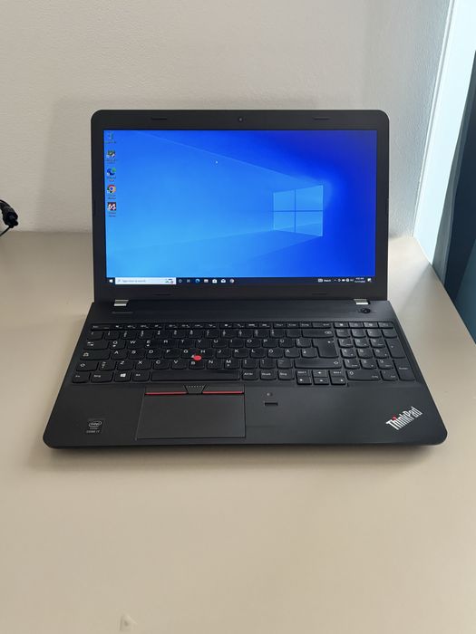 Lenovo E550• procesor i7-5500u• 12gb ram• 15,6” Full HD• bateria 4 ore