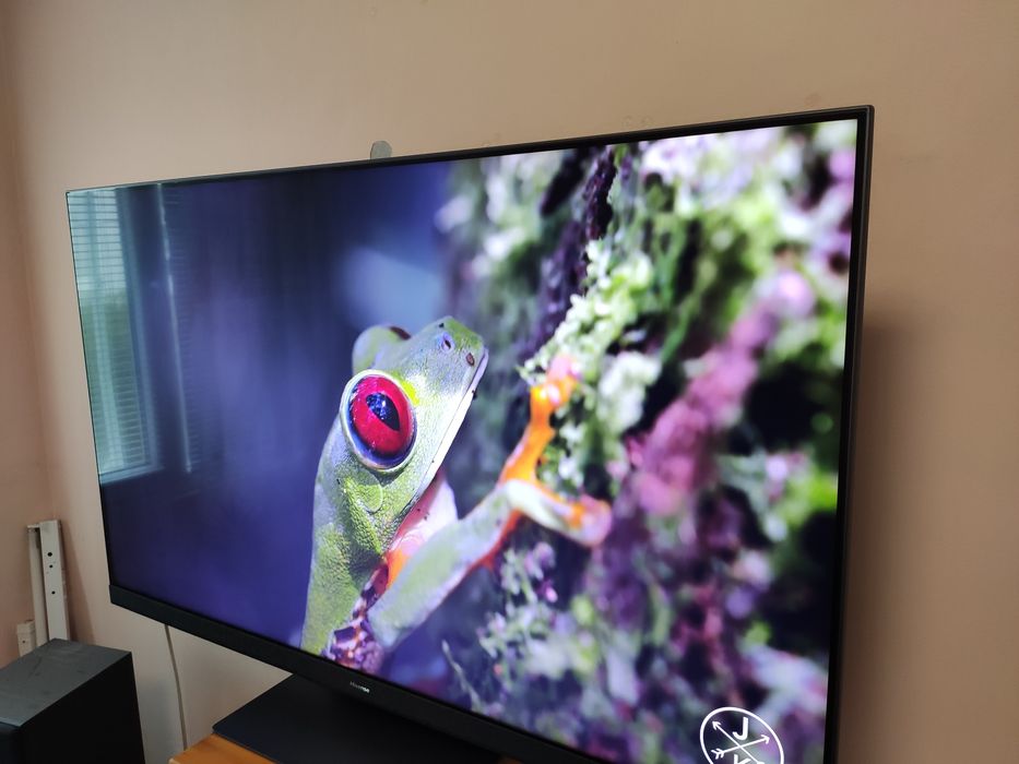 Телевизор Hisense U8HQ 55 инча MiniLED 120hz