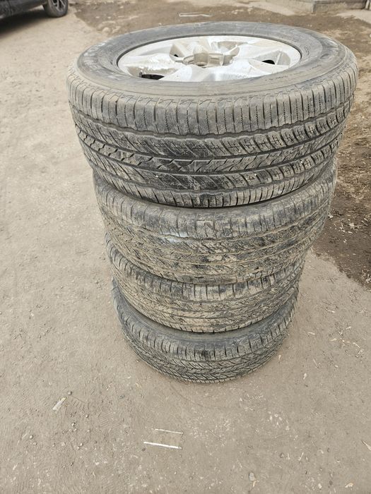 Шины летние 285 60 на 18